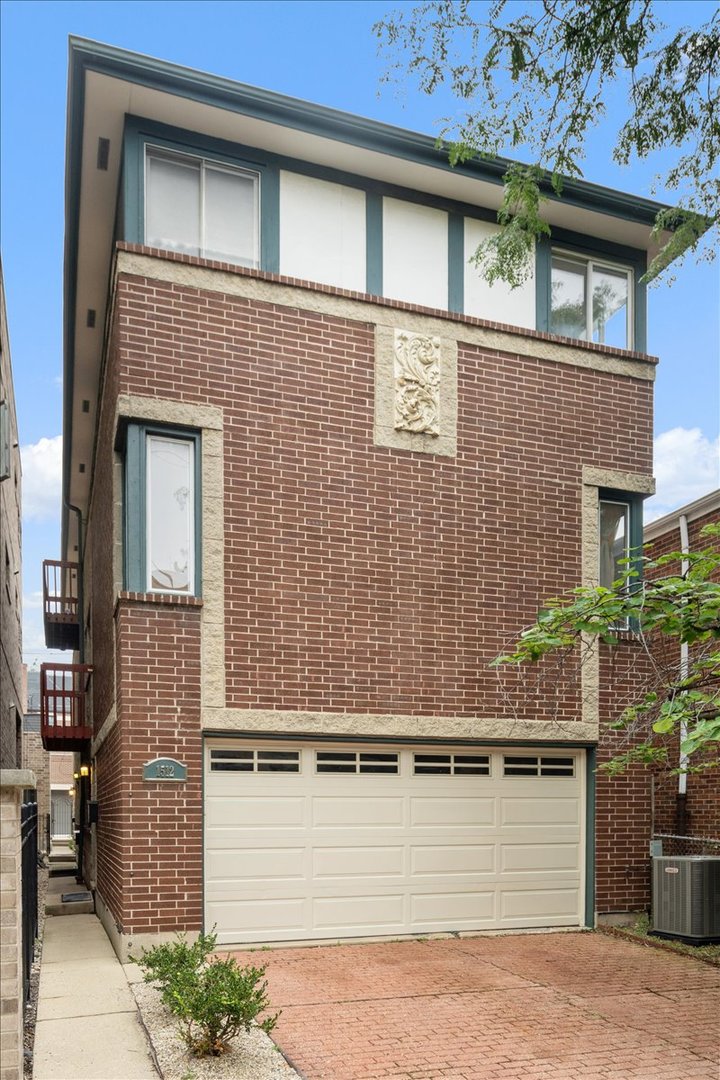 1512 W Diversey Parkway A Property Photo 1
