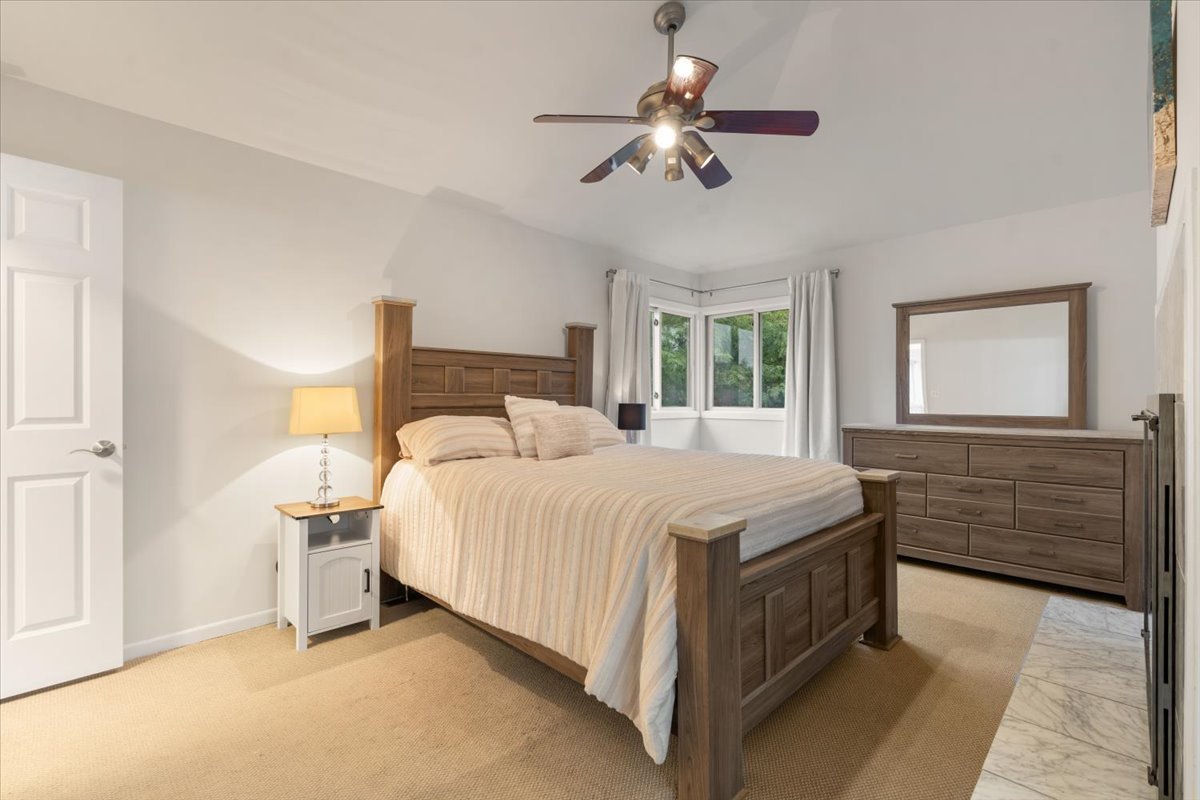 1512 W Diversey Parkway A Property Photo 17