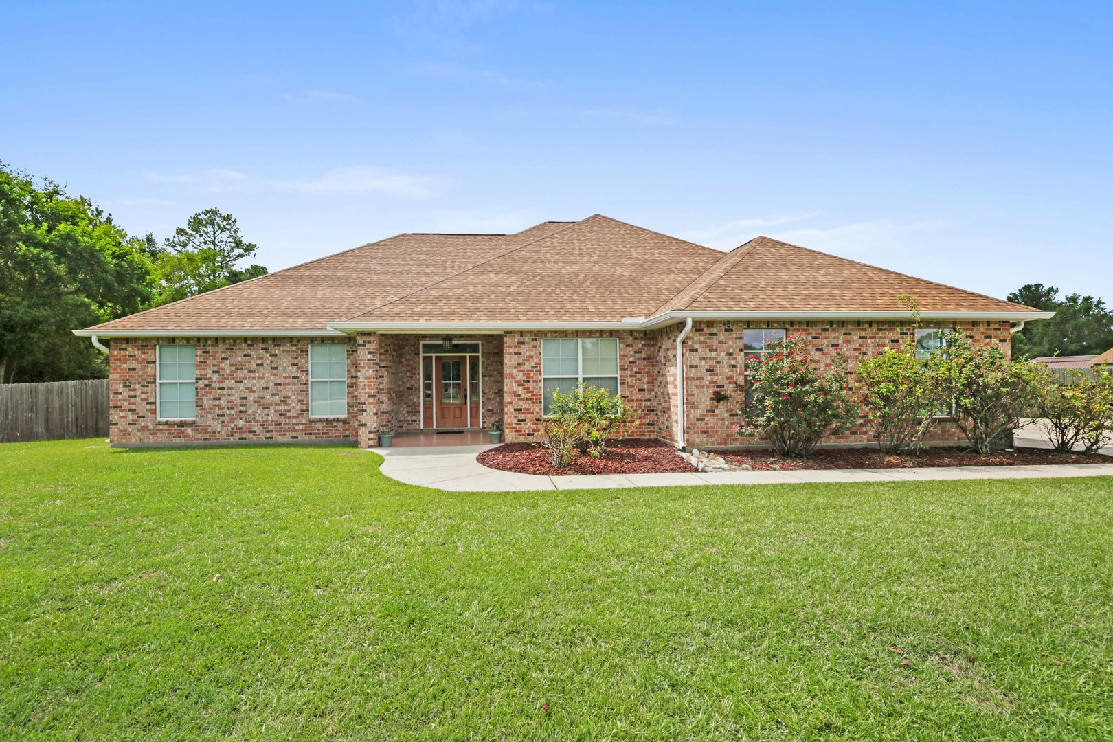12231 E Pointe Drive