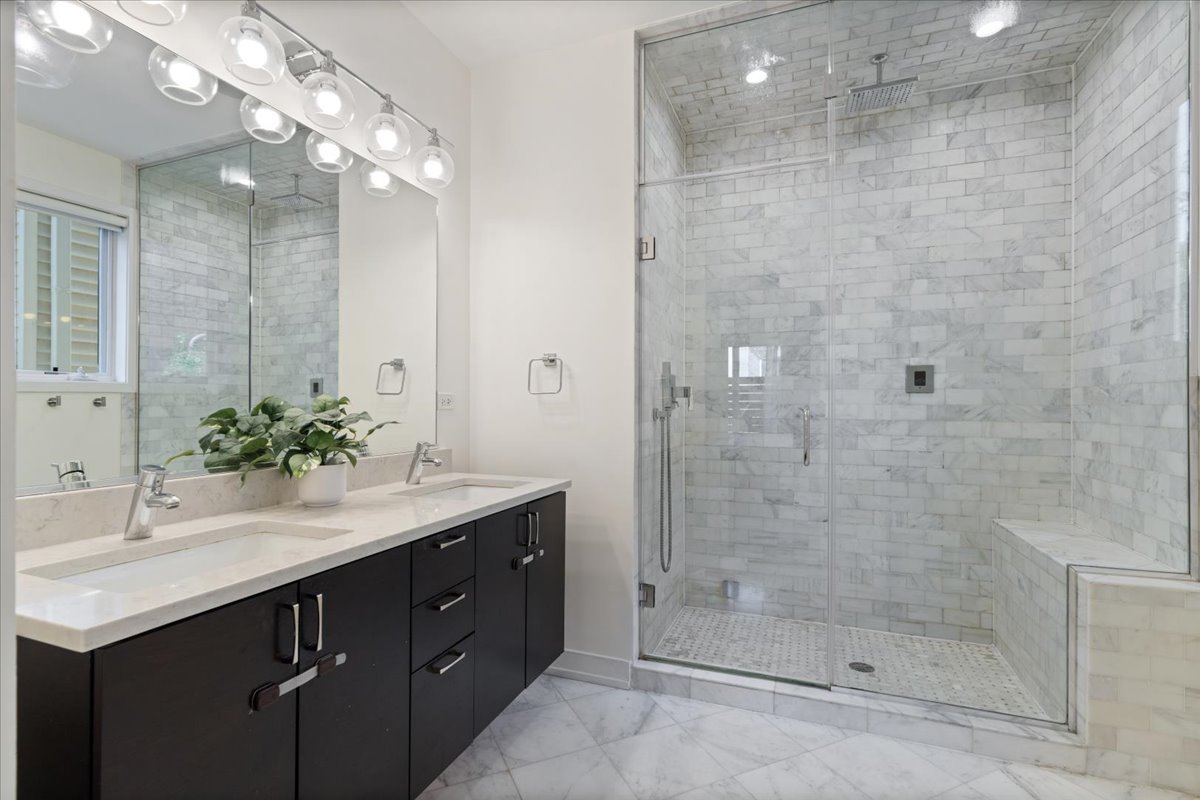 12768341 Property Photo 11