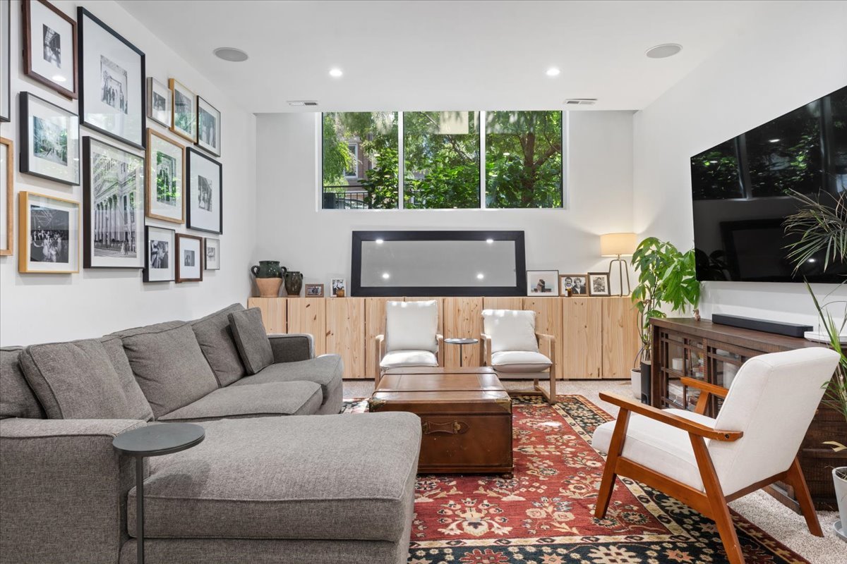 12768341 Property Photo 15