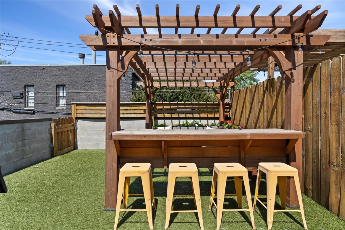 12768341 Property Photo 23