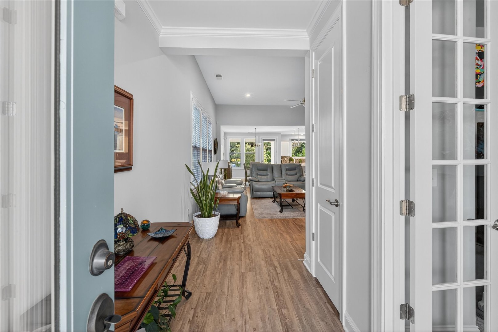 5816 Cheerful Lane Property Photo 3