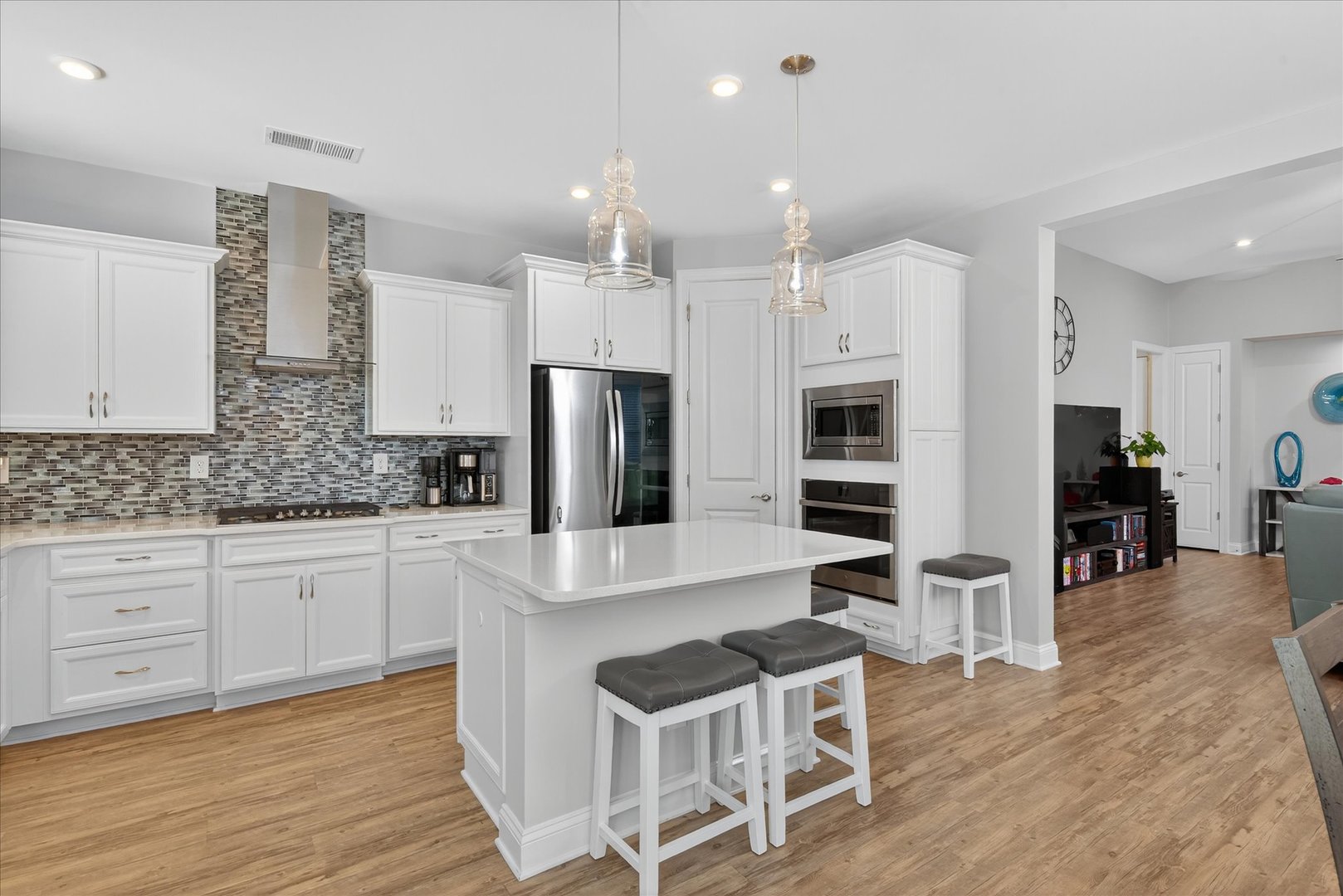 5816 Cheerful Lane Property Photo 16