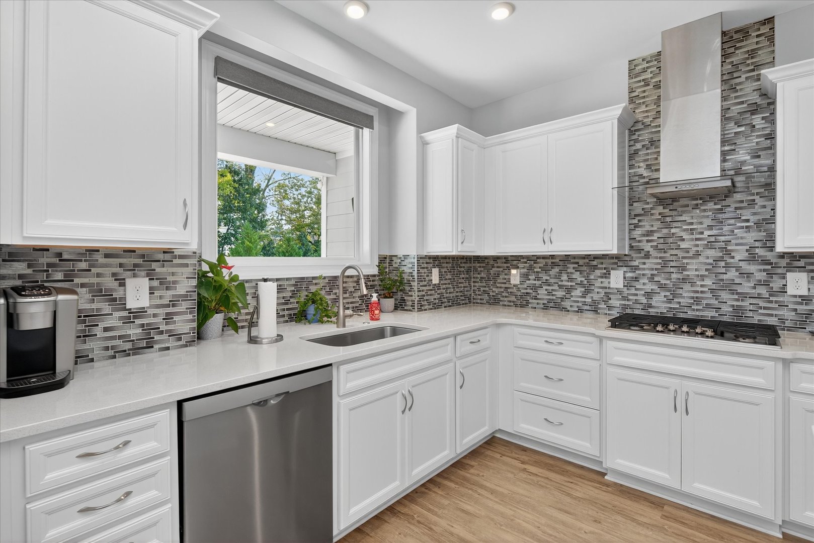 5816 Cheerful Lane Property Photo 18