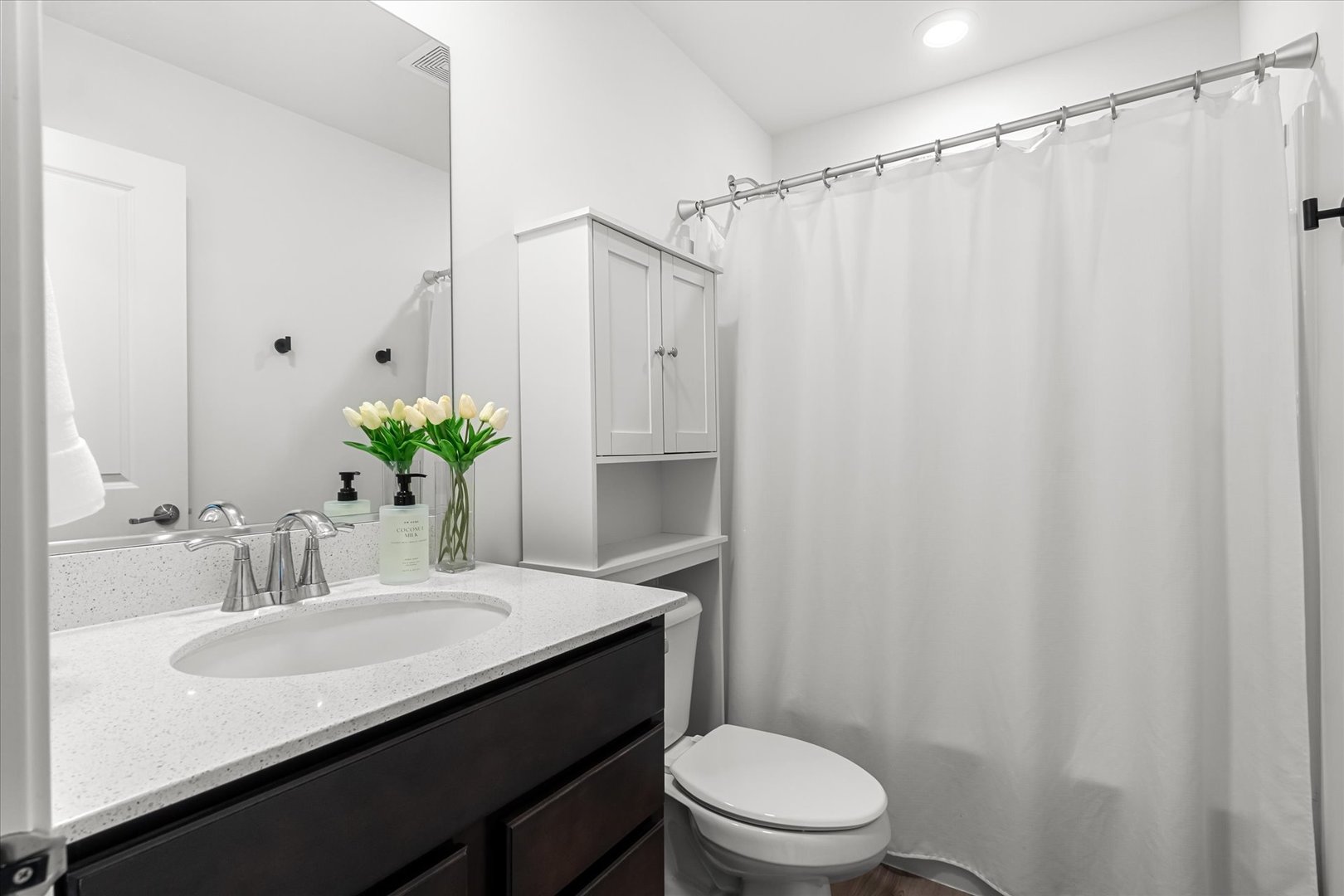 1243 Hawk Hollow Drive Property Photo 14