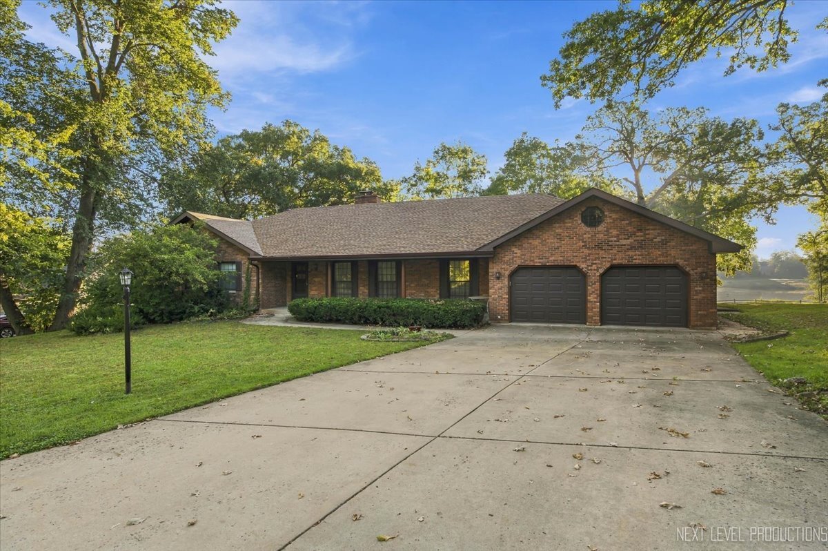 6s383 Shagbark Lane Property Photo 1