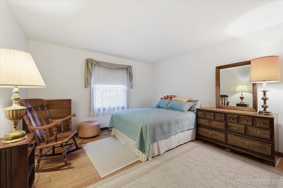 6s383 Shagbark Lane Property Photo 14
