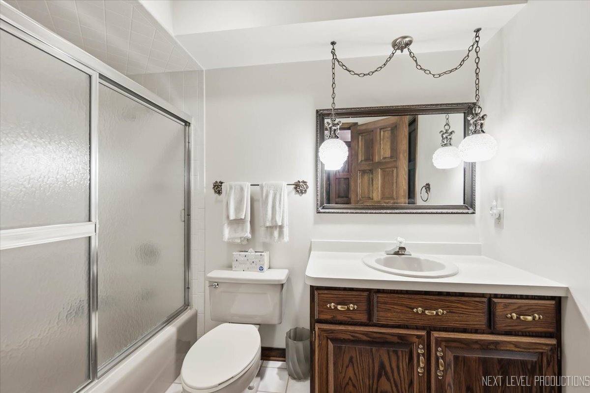 6s383 Shagbark Lane Property Photo 16