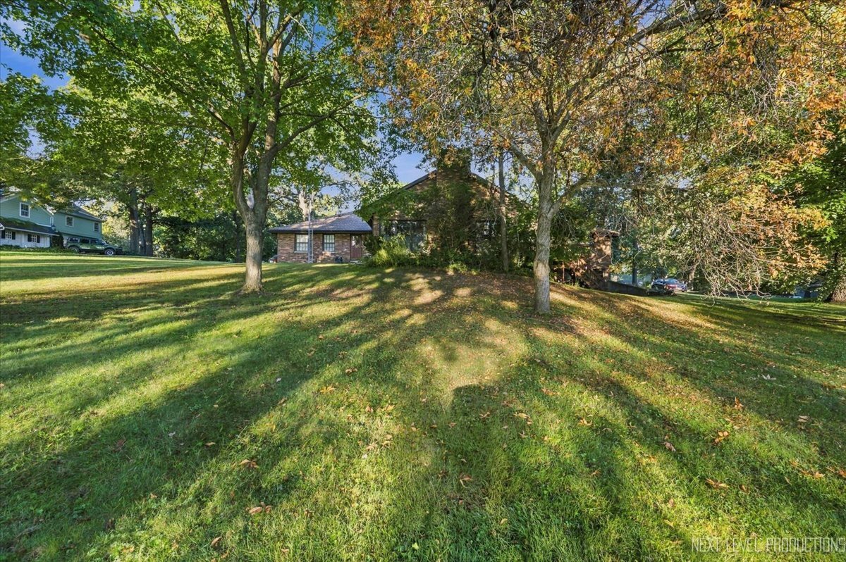 6s383 Shagbark Lane Property Photo 28