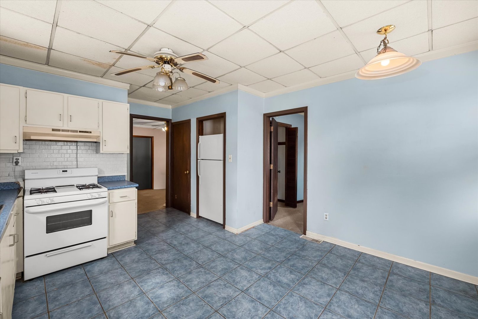 6715 174th Street Property Photo 5