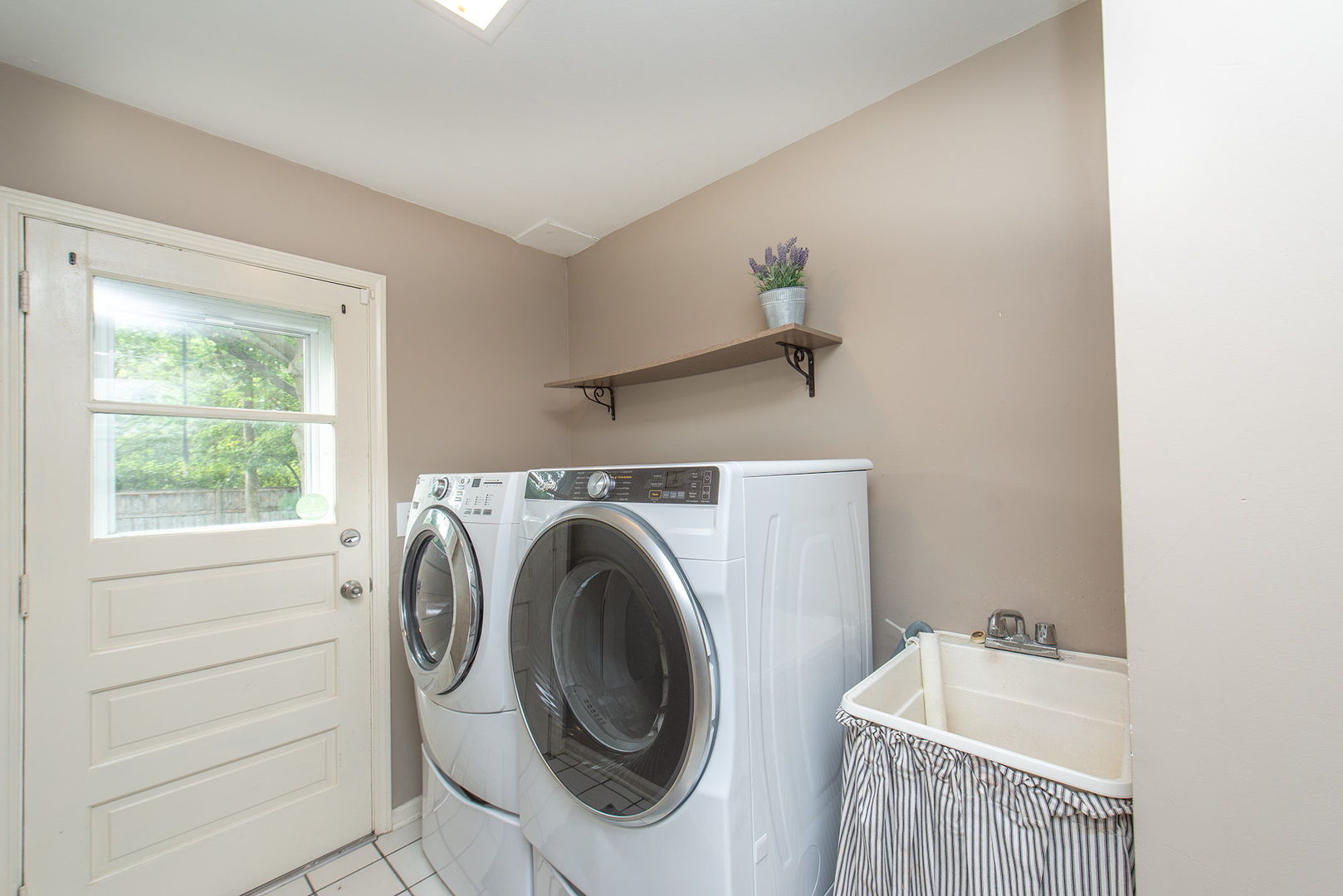 1722 Ivy Lane Property Photo 26