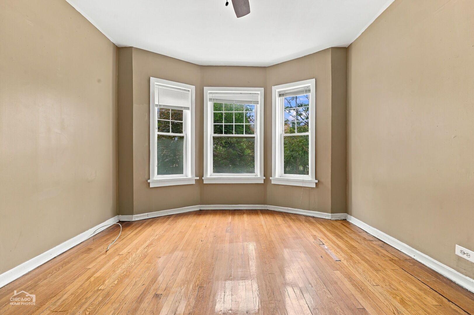 4540 N Sheridan Road 2 Property Photo 3