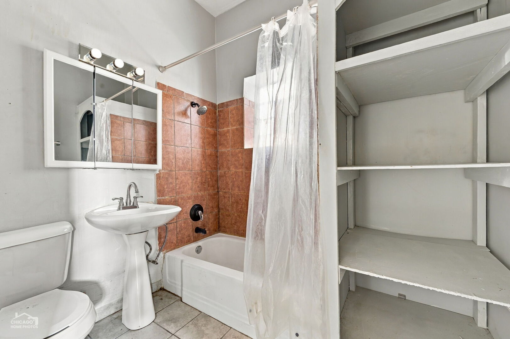 4540 N Sheridan Road 2 Property Photo 15