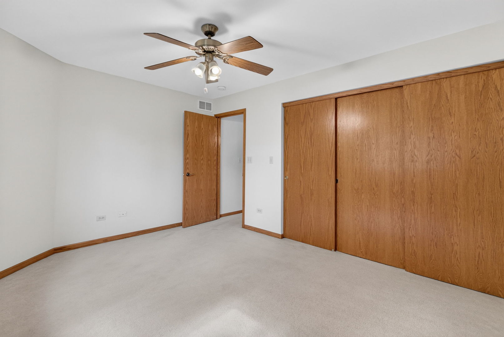 826 S Edgewater Drive Property Photo 24