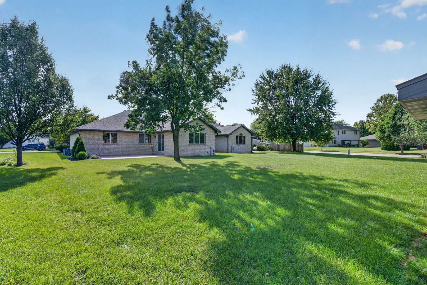 826 S Edgewater Drive Property Photo 34