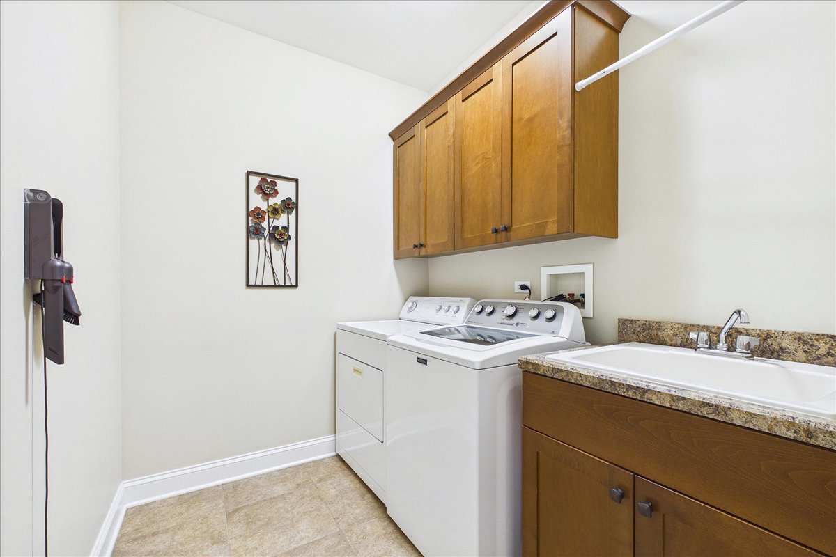 24913 Thornberry Drive Property Photo 31