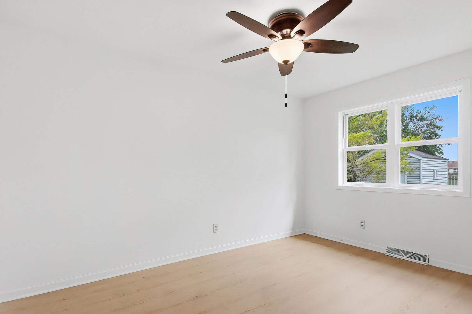 4025 Stormy Drive Property Photo 6