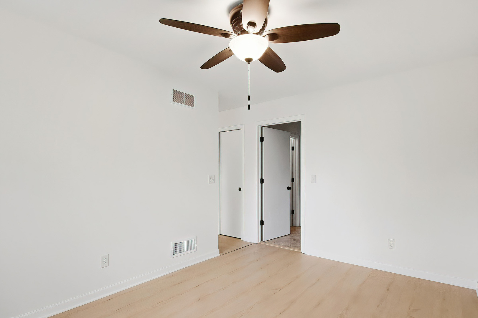 4025 Stormy Drive Property Photo 7