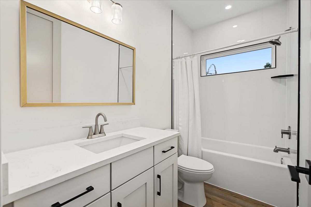 520 Pine Street Property Photo 30