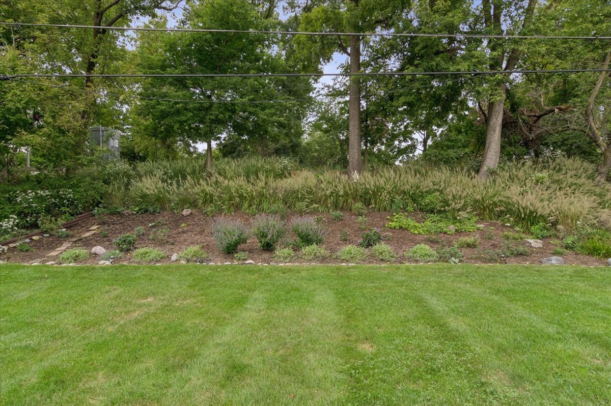 138 Park Avenue Property Photo 37