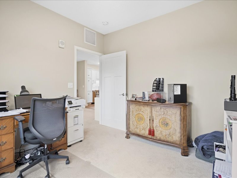 2592 Middle Road 217 Property Photo 16