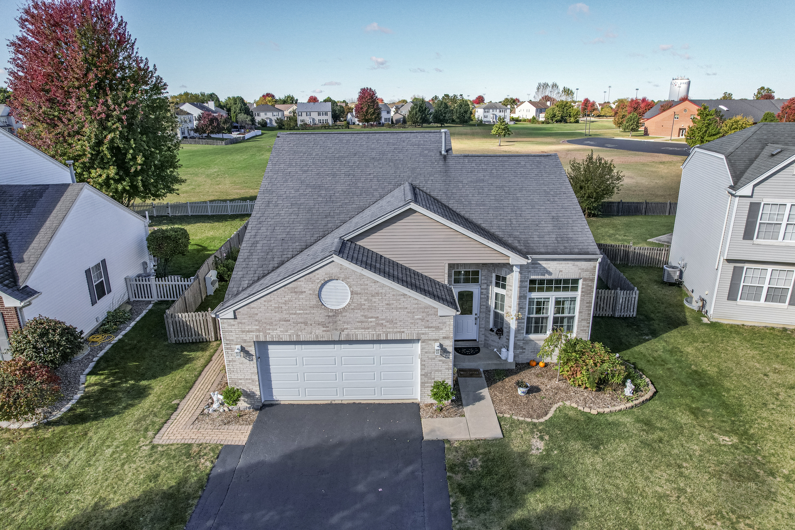 2107 Ashbrook Court Property Photo 1