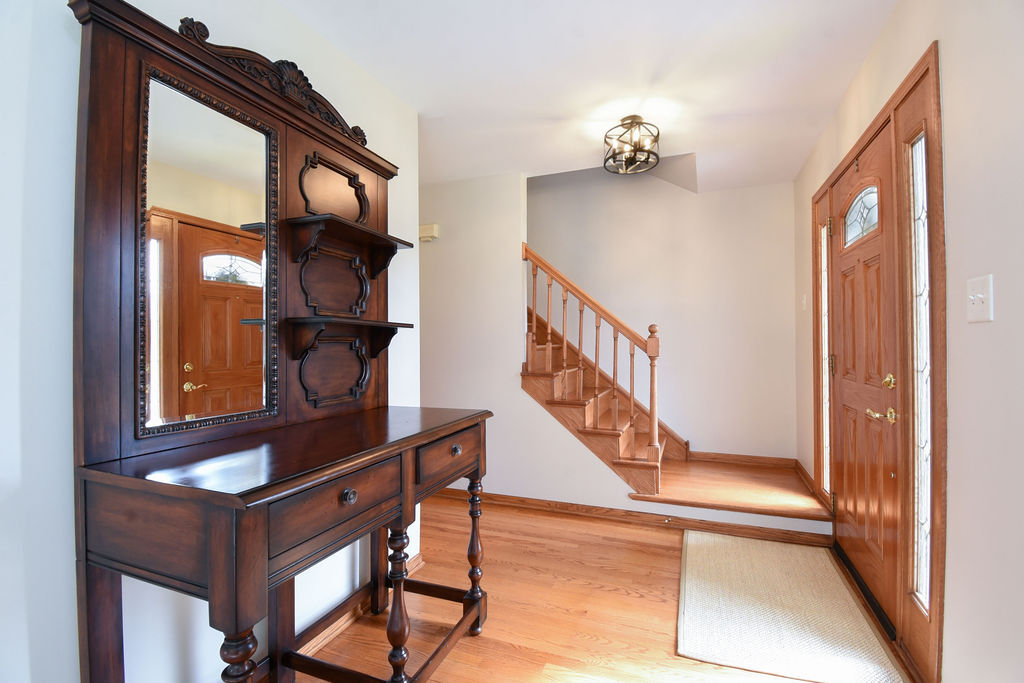 6928 154th Place Property Photo 2