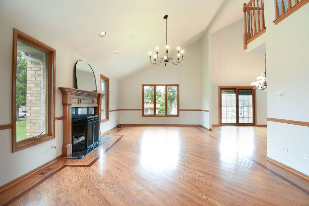 6928 154th Place Property Photo 6