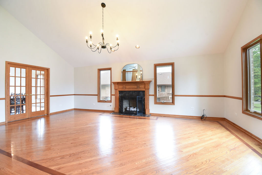 6928 154th Place Property Photo 7