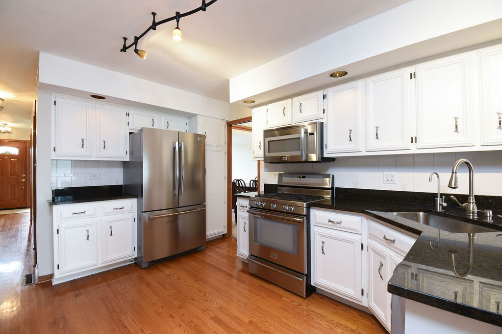 6928 154th Place Property Photo 10