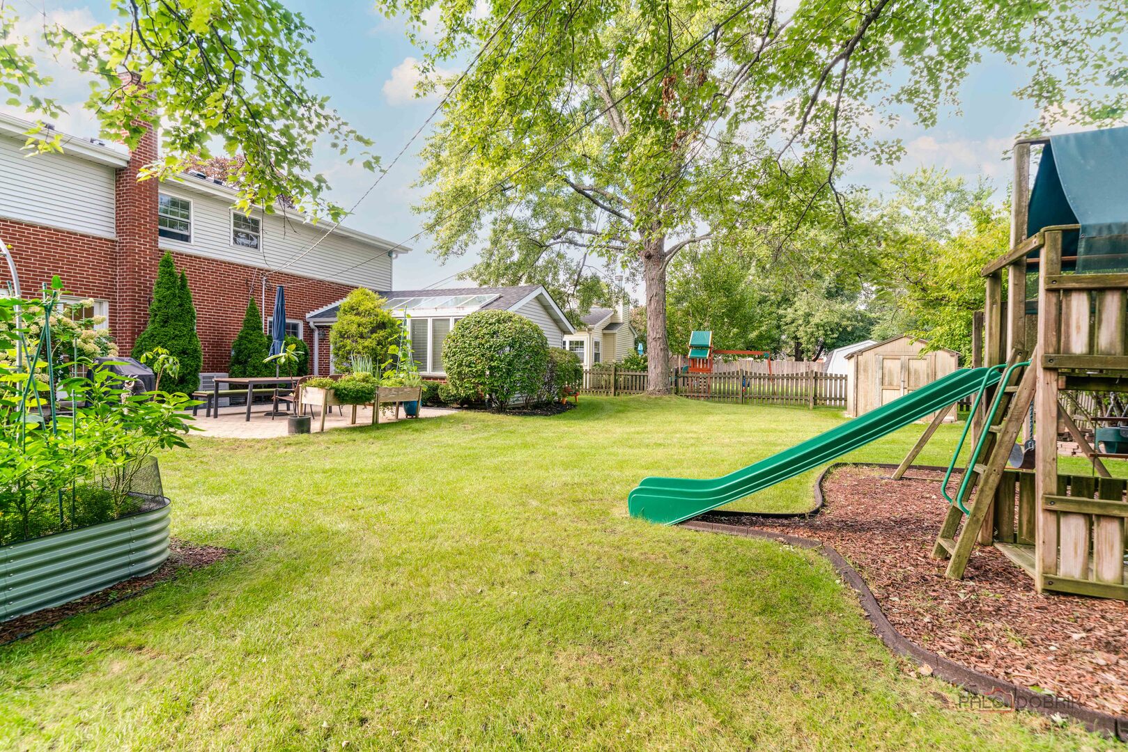 1118 Gordon Terrace Property Photo 33