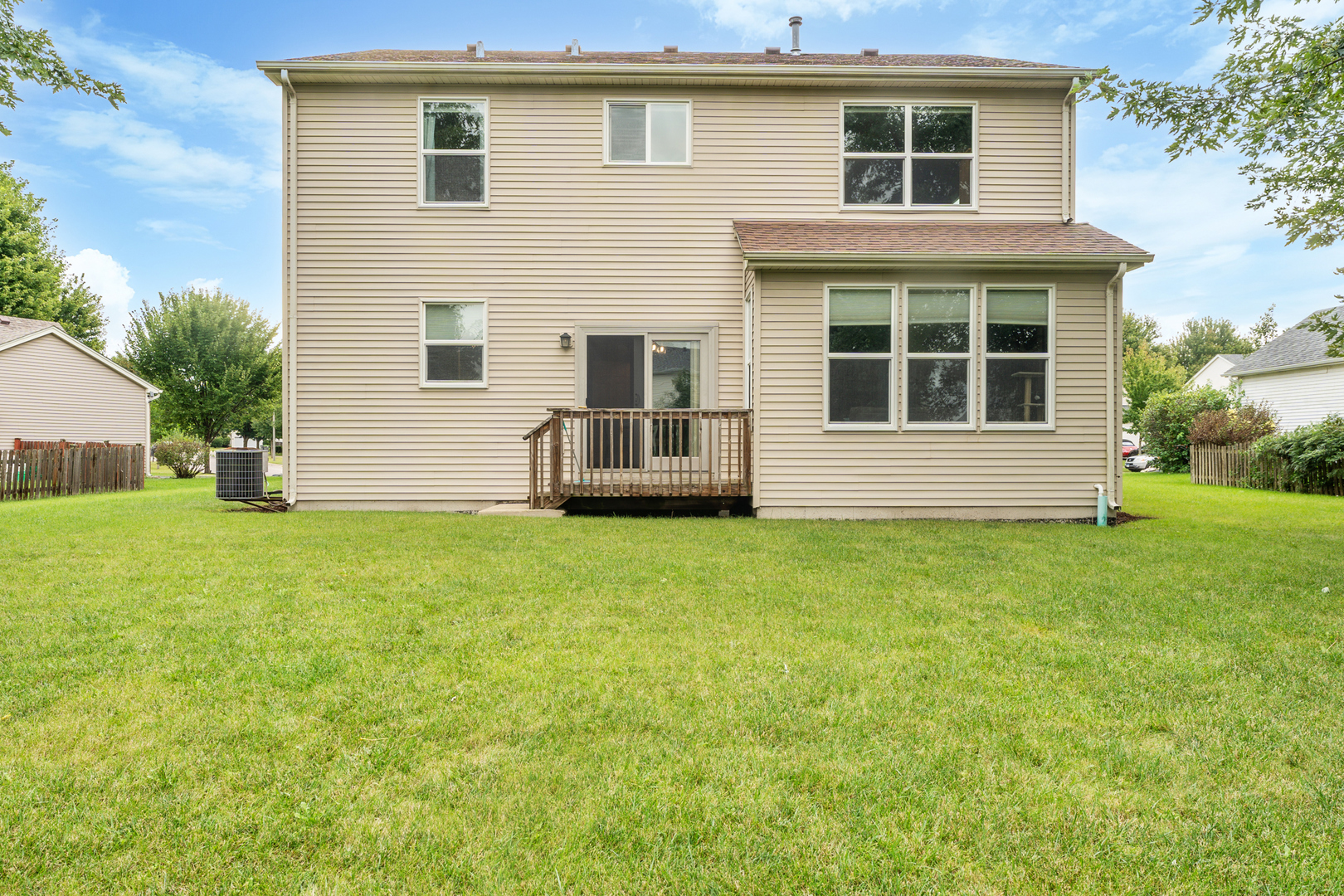 2425 Sir Barton Lane Property Photo 24