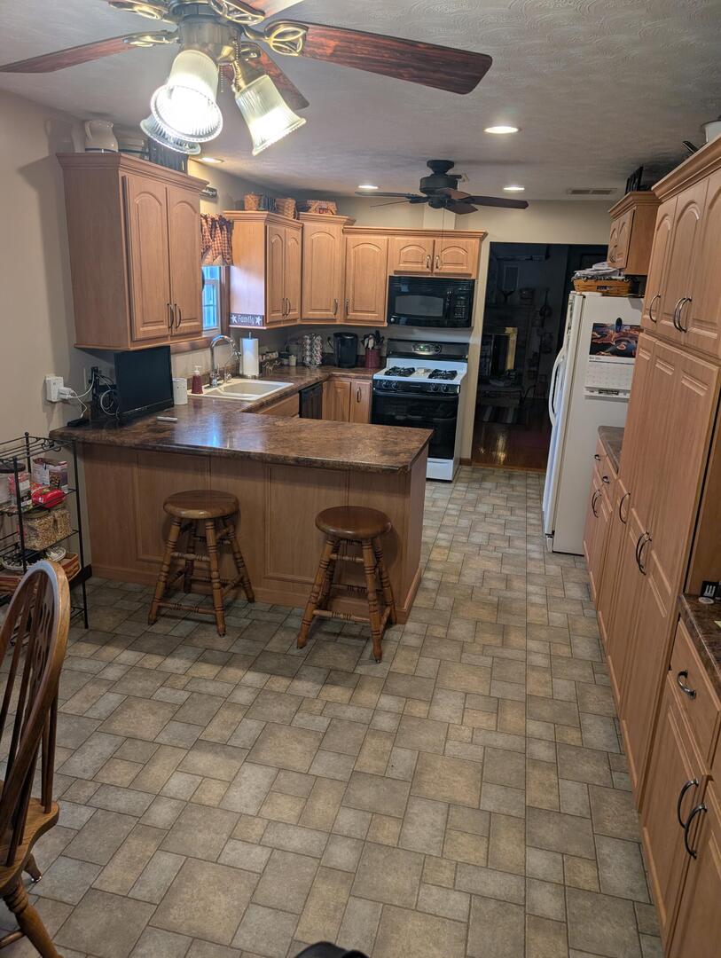 111 W Embarras Street Property Photo 5