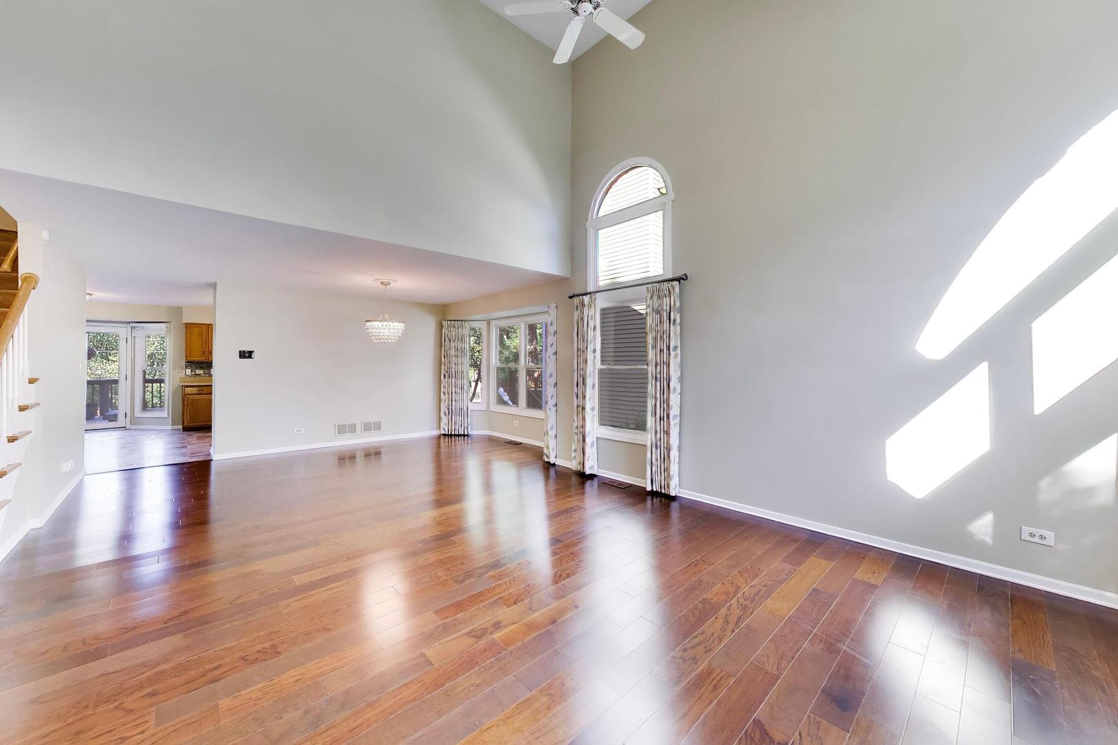 250 Knoll Street Property Photo 4
