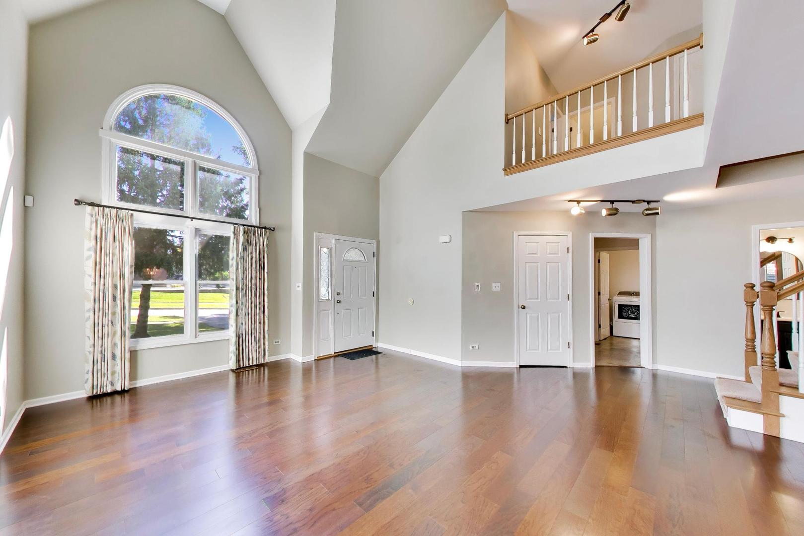 250 Knoll Street Property Photo 6