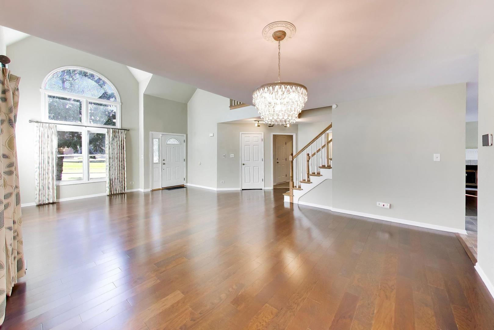 250 Knoll Street Property Photo 8