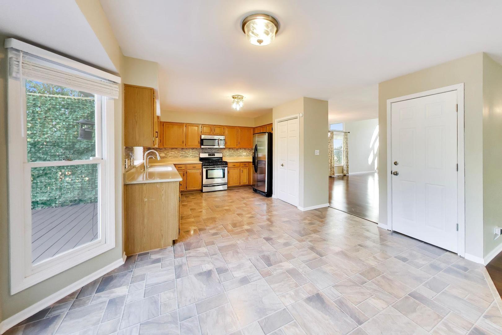 250 Knoll Street Property Photo 14