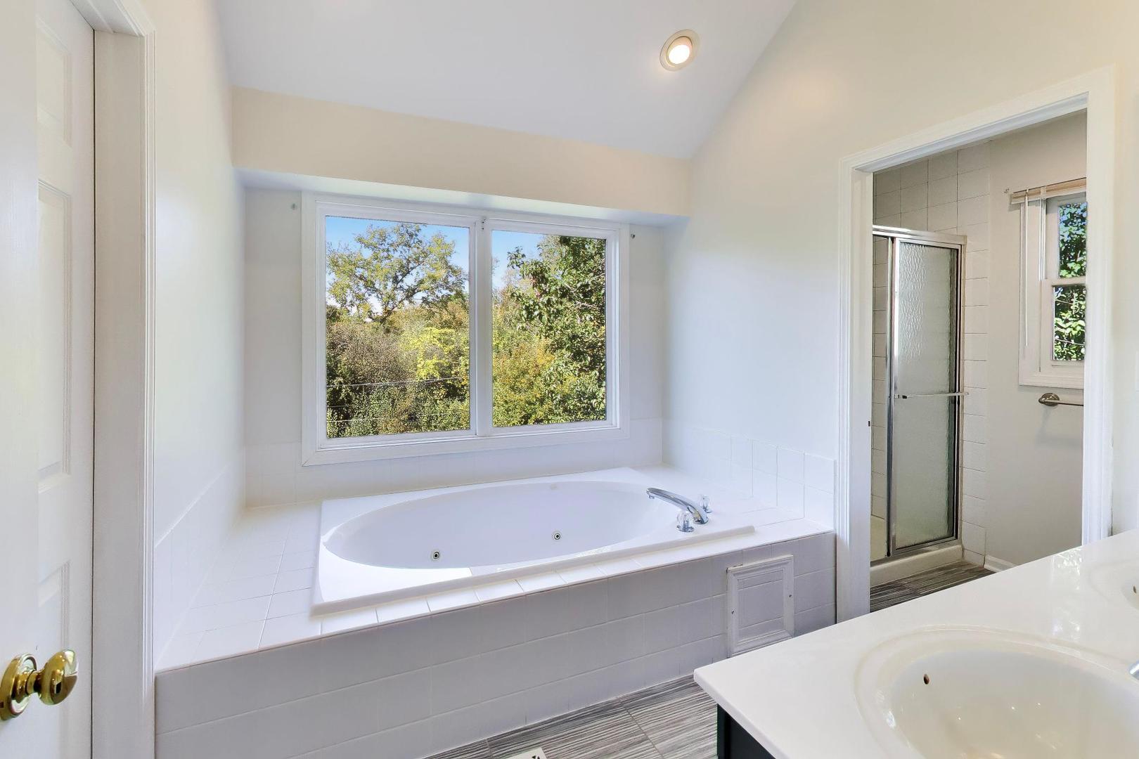 250 Knoll Street Property Photo 26