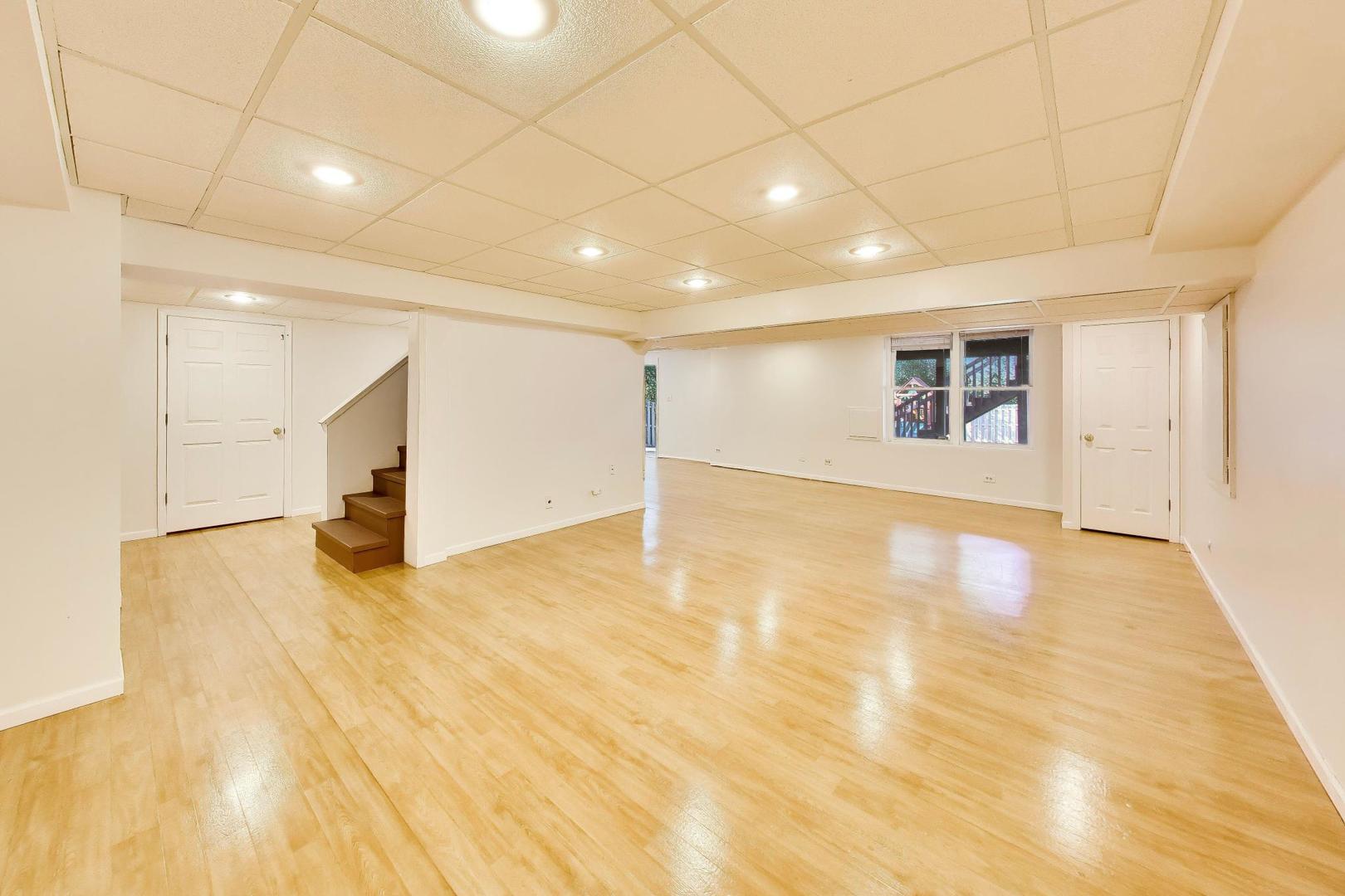 250 Knoll Street Property Photo 35