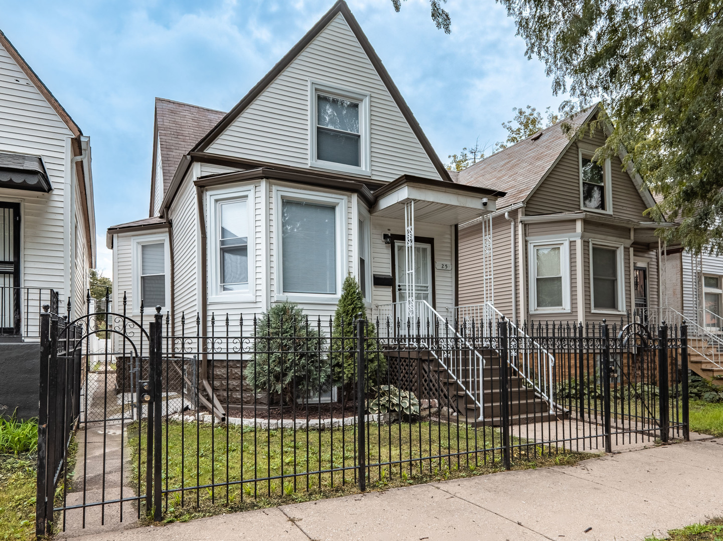 25 E 117th Place Property Photo 1