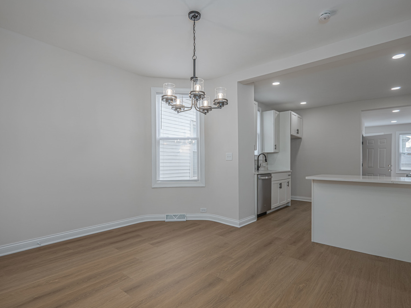 25 E 117th Place Property Photo 5