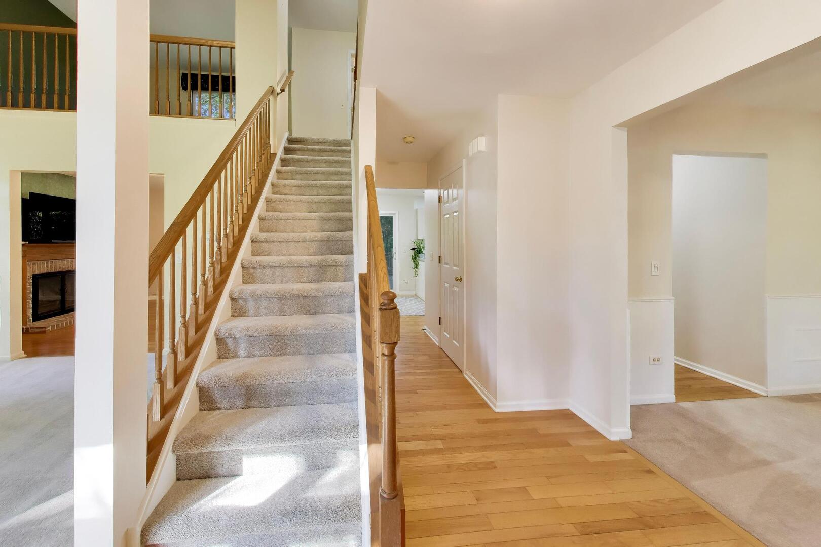 1120 Sumner Circle Property Photo 2