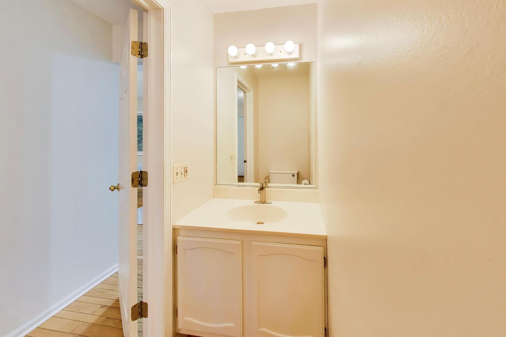 1120 Sumner Circle Property Photo 15
