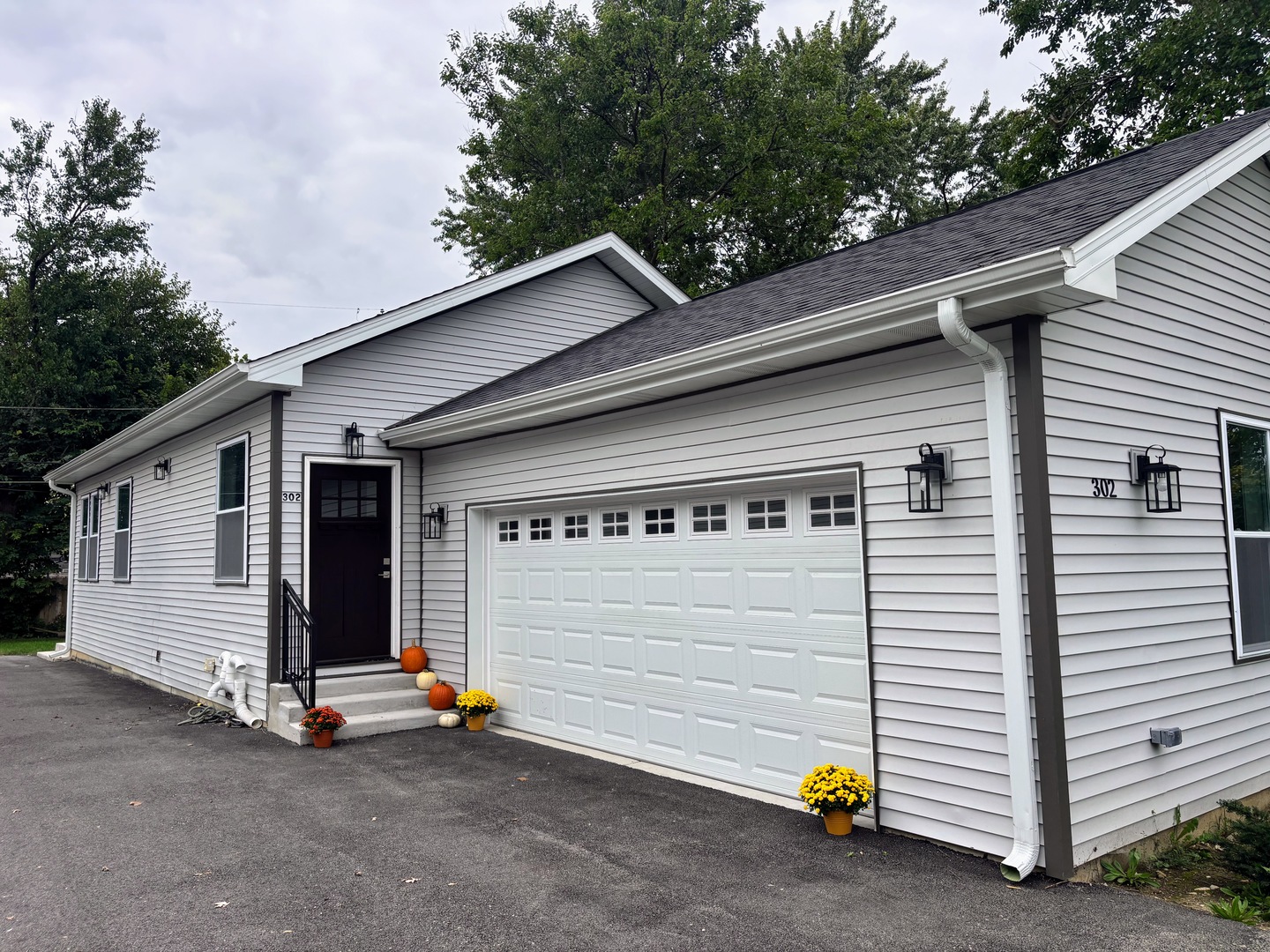 302 Hughes Avenue Property Photo 1