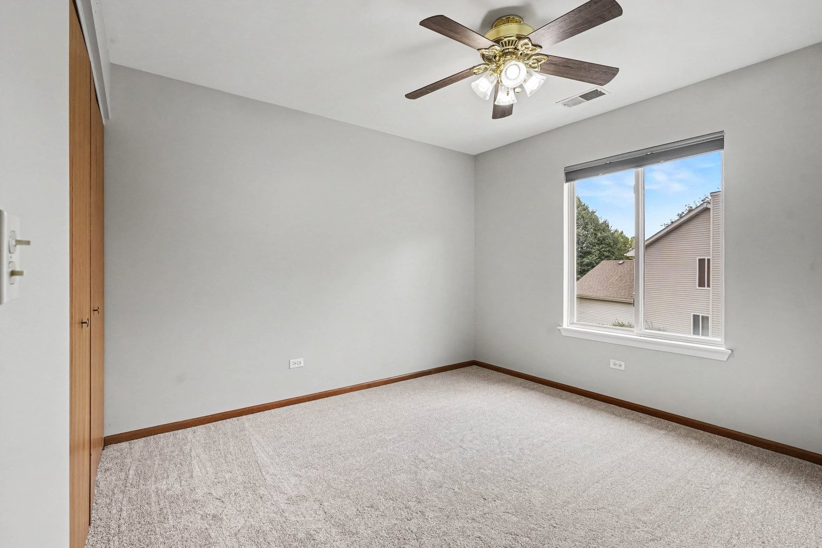 2811 Skylane Drive Property Photo 14