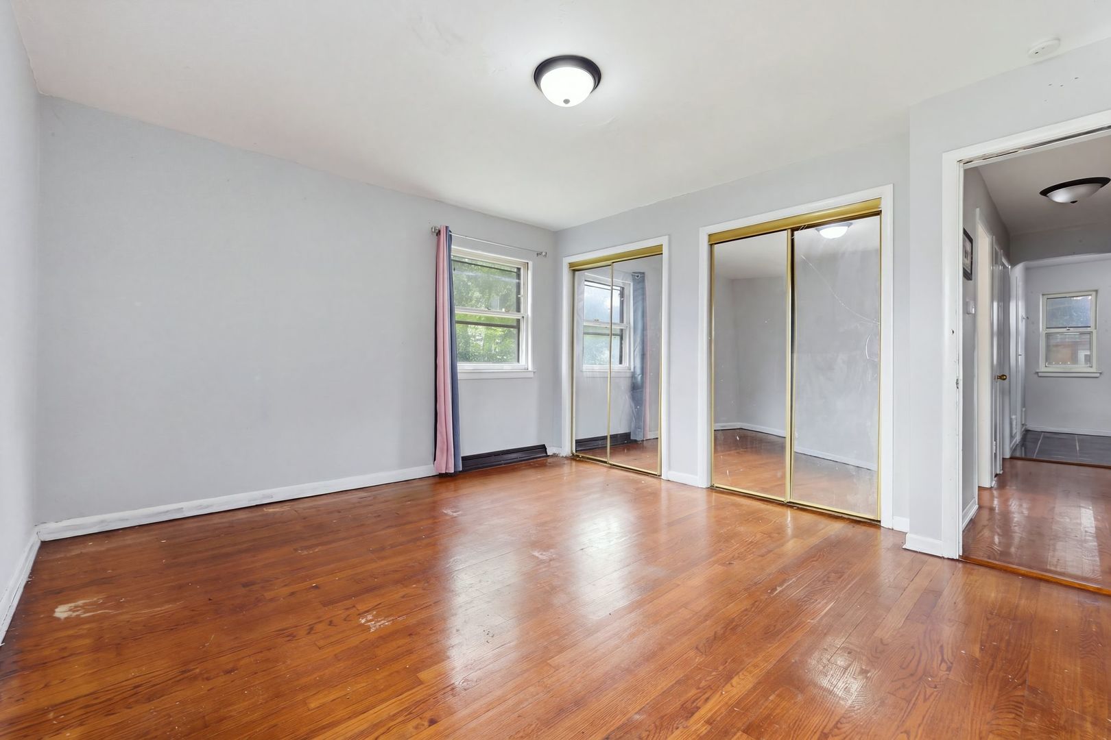 9810 S Loomis Street Property Photo 18
