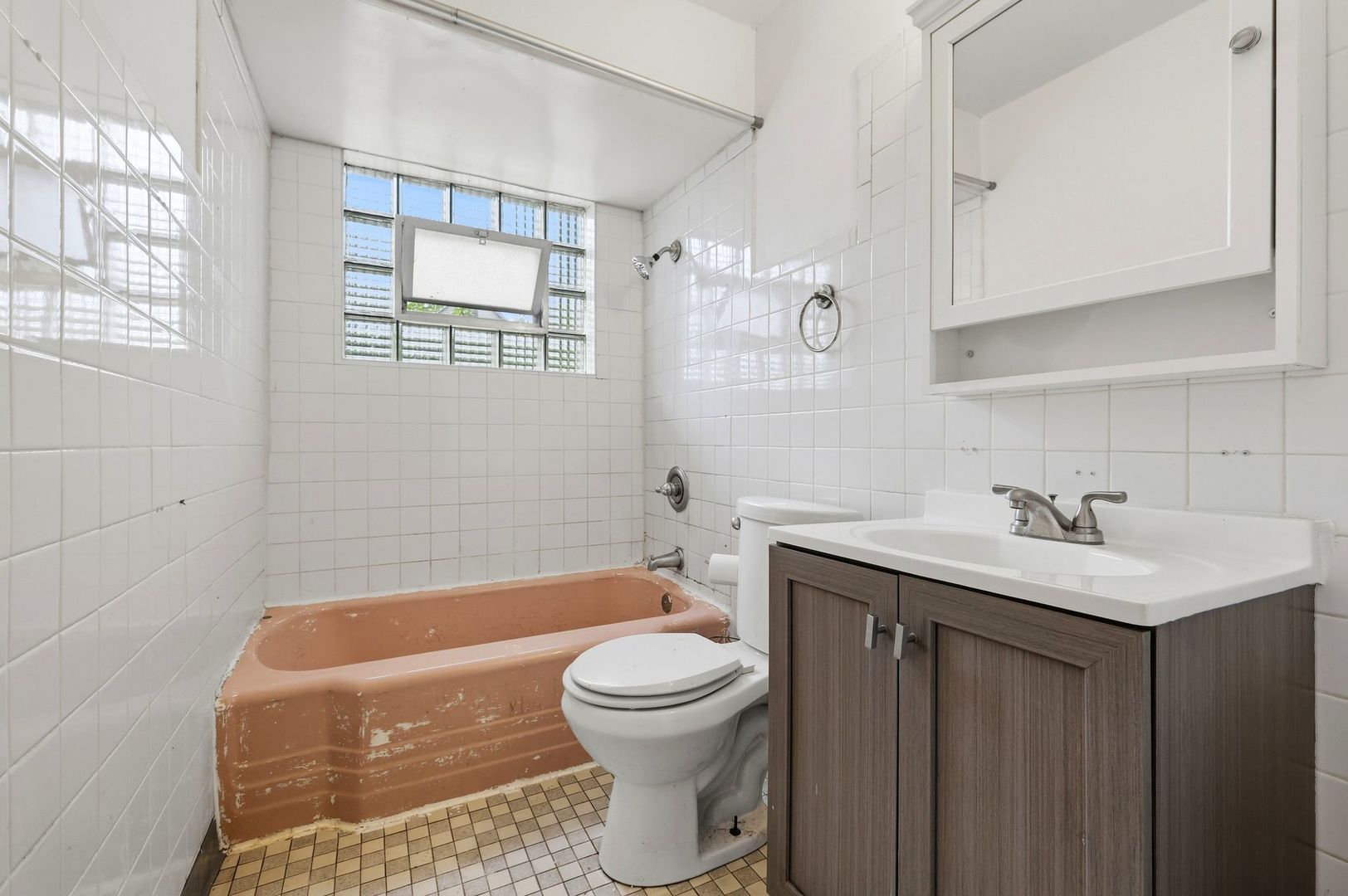 9810 S Loomis Street Property Photo 21