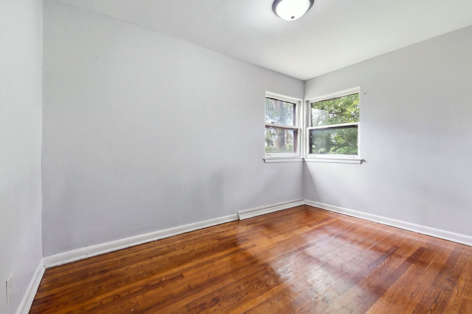 9810 S Loomis Street Property Photo 23