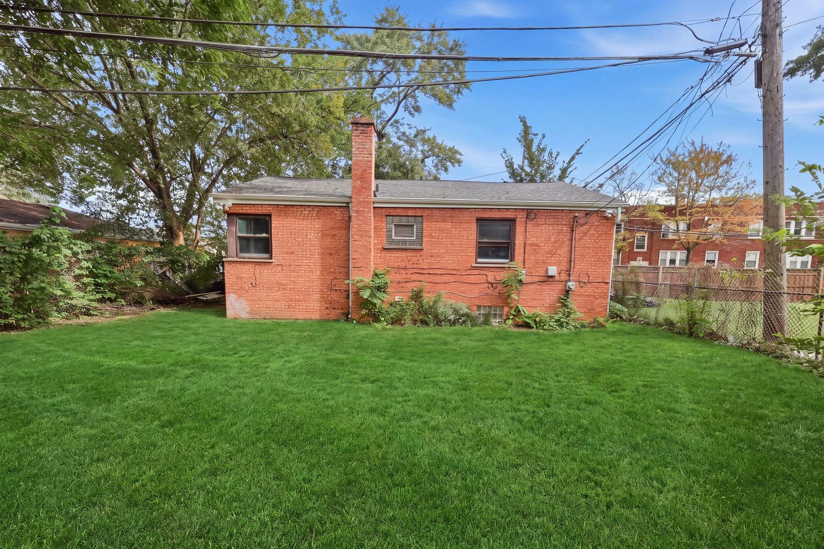 9810 S Loomis Street Property Photo 38